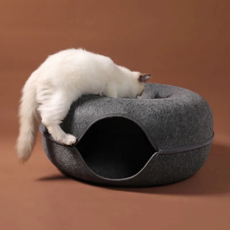 Cozy Donut Cat Bed & Interactive Tunnel - Indoor Pet Toy