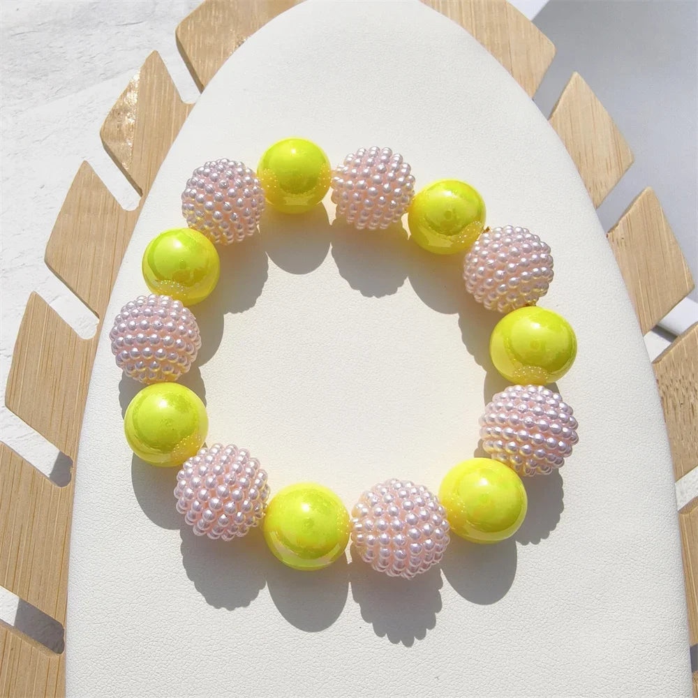 Luxury Pearl Pet Collar Necklace for Dogs and Cats – Handmade & Elastic